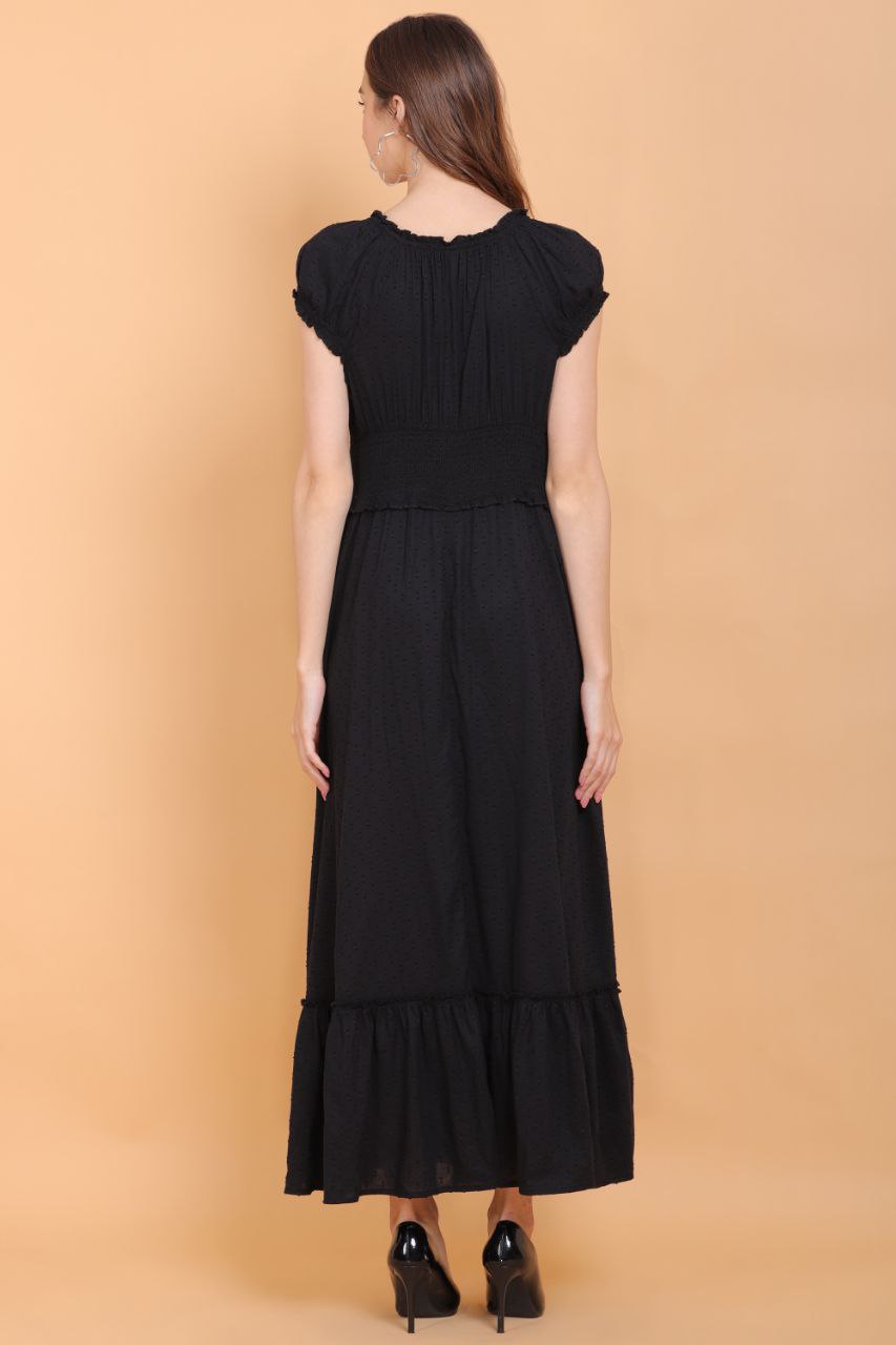 Elegant Plus-Size Black Maxi Dress