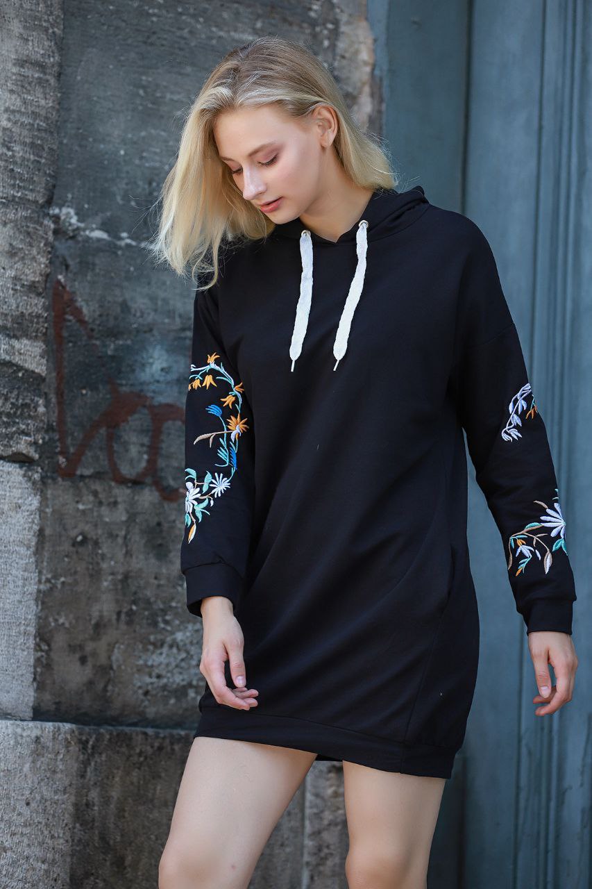 Cix Women’s Cotton Embroidered Hoodie