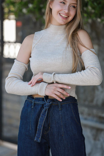 Women’s Turtle Neck Crop Sweatshirt