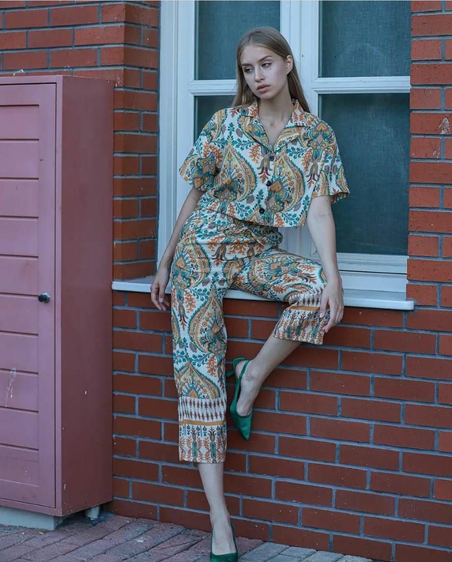 Women’s High Waist Straight Fit Trousers